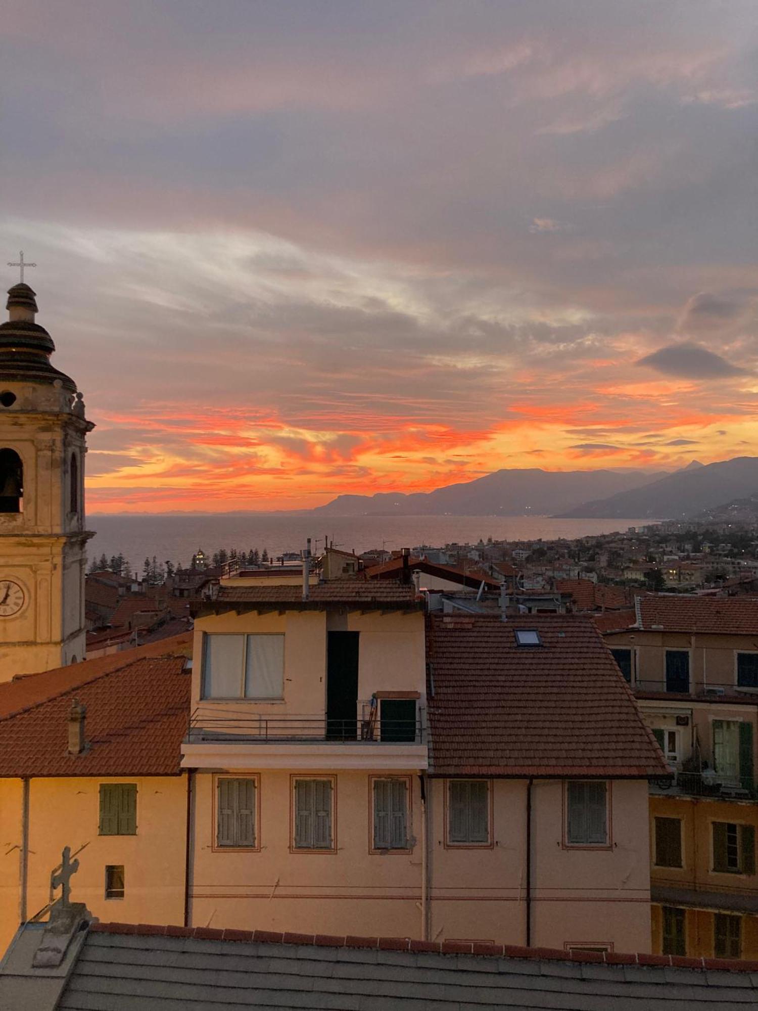 Bed and Breakfast La Terrazza Бордигера Экстерьер фото